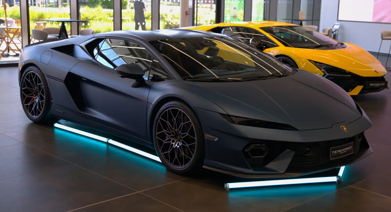 Lamborghini Temerario photographed in May 2025
